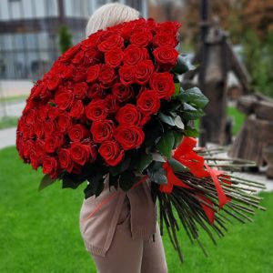 101 метрова троянда у Львові фото