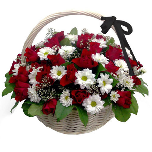 корзина цветов на похороны «Букетик Львов»
