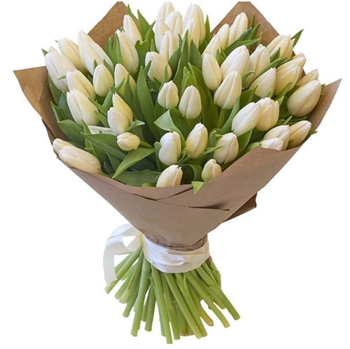 Фото товара 35 белых тюльпанов в крафт у Львові