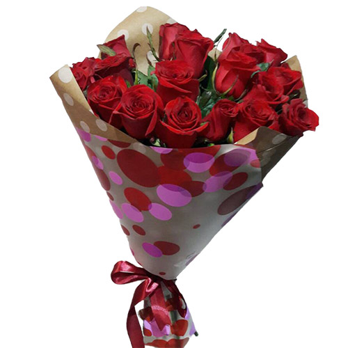 Фото товара 15 красных роз в крафт у Львові
