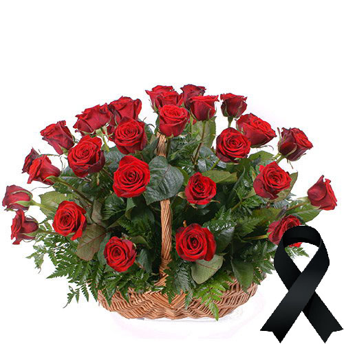 Фото товара 36 красных роз в корзине у Львові