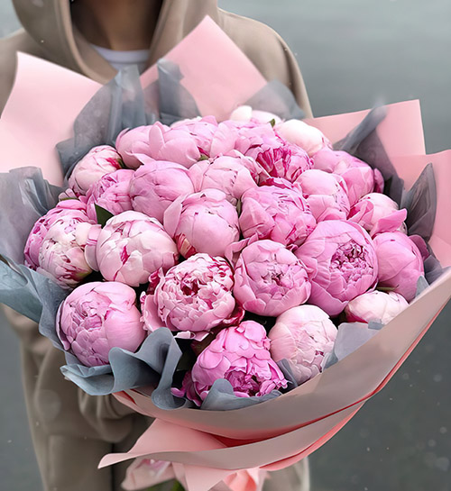 Фото товара 25 розовых пионов у Львові